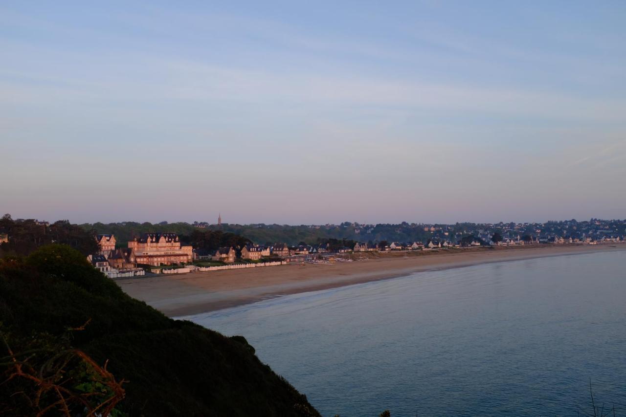 Belle Maison Acces Plage A Pied A La Garde St Cast Saint-Cast-le-Guildo Bagian luar foto